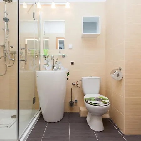 Platan Center Iv By Renters * Świnoujście