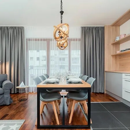 Platan Center Iv By Renters * Świnoujście