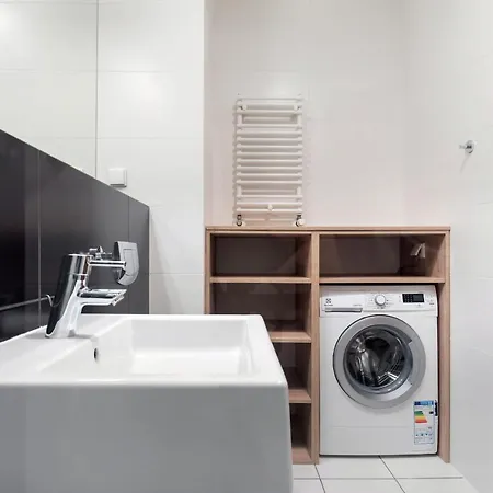 Platan Center Iv By Renters Appartement