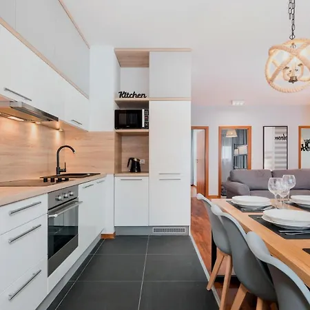 Apartament Center Iv By Renters *