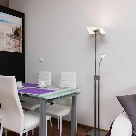 Appartement Platan Center Iv By Renters