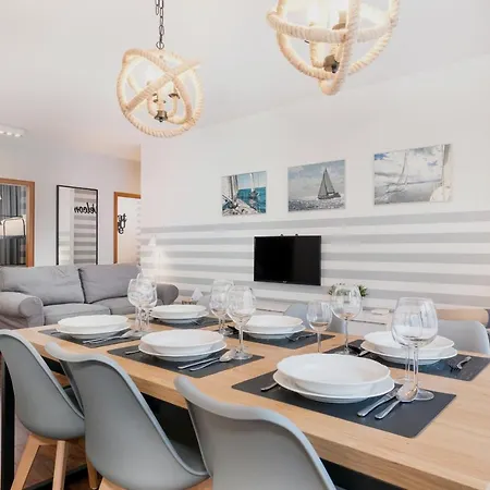 Platan Center Iv By Renters Appartement