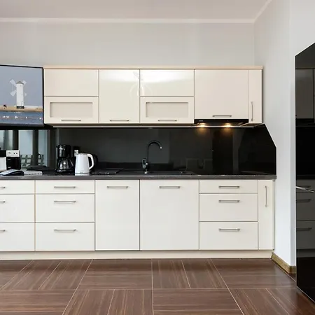 Platan Center Iv By Renters Świnoujście