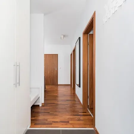 Platan Center Iv By Renters Appartement *