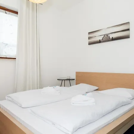 Platan Center Iv By Renters Appartement *