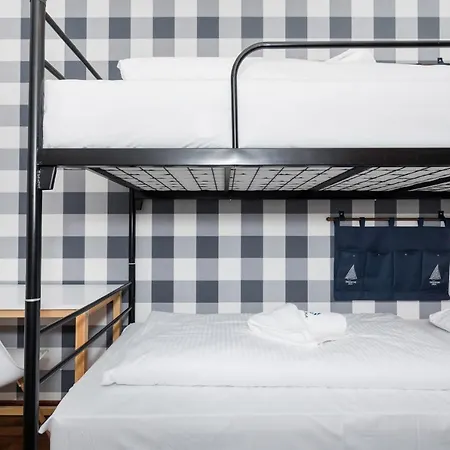 Apartament Center Iv By Renters