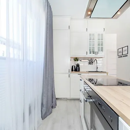 Platan Center Iv By Renters Apartamento Świnoujście